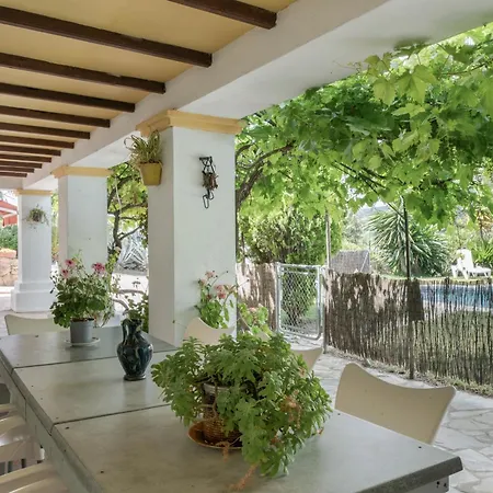 Casa Cantarrana *